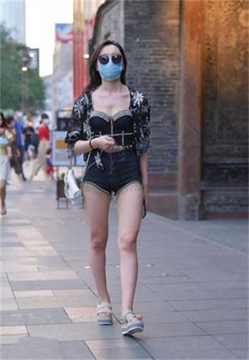我的荒岛多女神