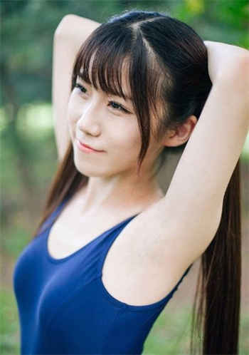 黄蓉尤八小龙女左剑清
