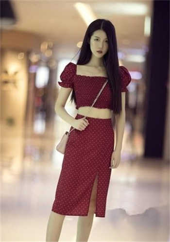 驯服姨小子完整版蜂鸟