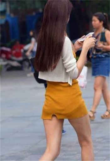 富人庄园三个女人