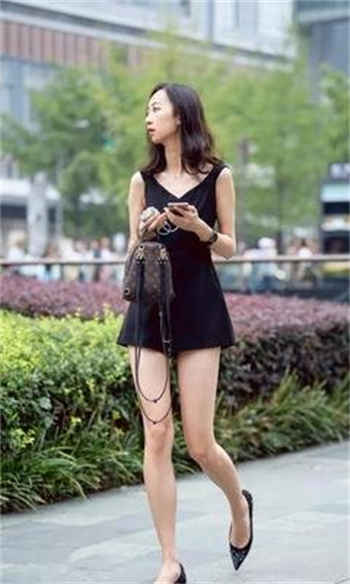 比emily bloom漂亮的