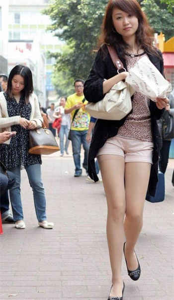 满月祝福语女孩