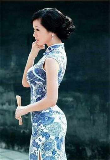 青春期迷失小说