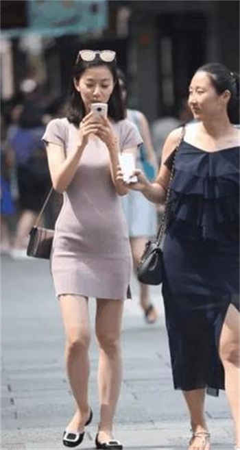 企业换老板员工怎么处理