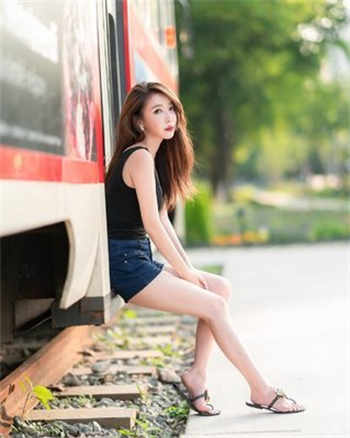 女高中的腰姿樱花