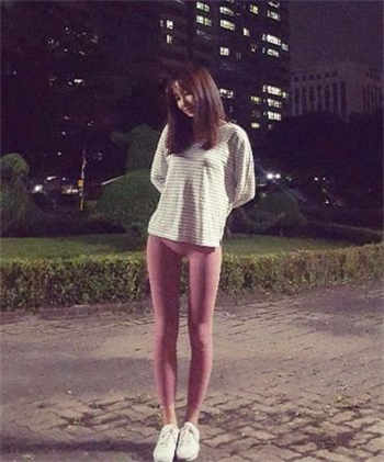捡到女班主任的遥控器