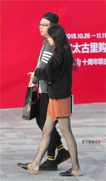 女高中的腰姿樱花