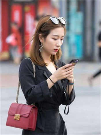 史莱姆入侵女主play