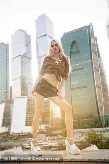 两位秀才互娶母